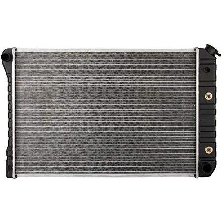 Spectraプレミアムcu716 Completeラジエーターfor General Motors...