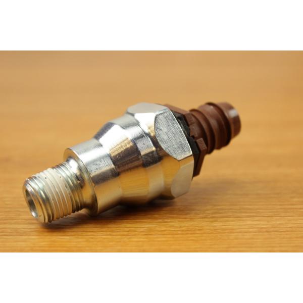 【並行輸入品】Mopar OEM Dodge Ram Jeep Liberty 3.7L PCV C...