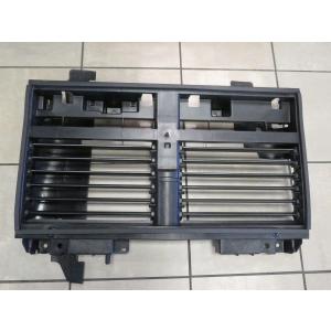 【並行輸入品】Genuine Chrysler Parts - Grille-Active Shutter (68437500AB)　