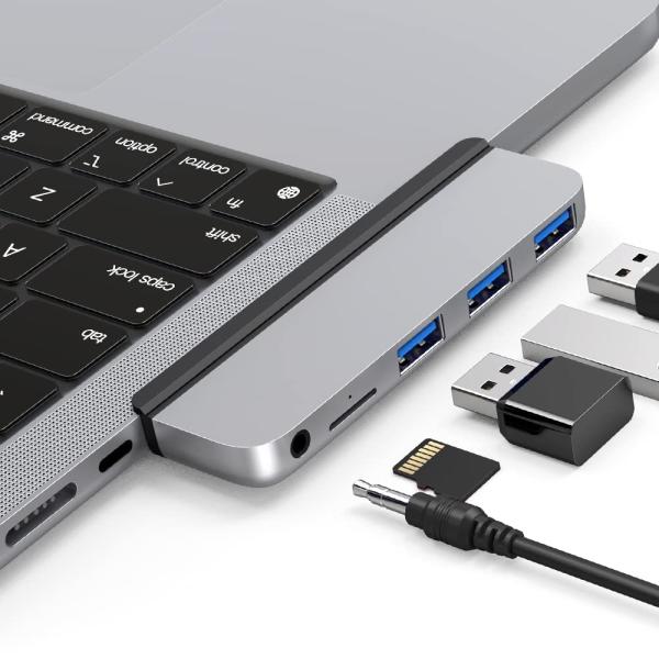 Qwiizlab USB Cハブ 5イン1アダプター USB 3.0データポート microSDカー...