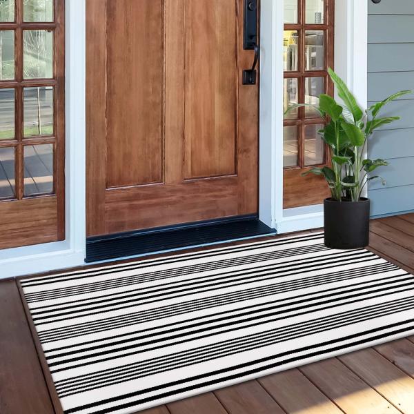 OJIA Black and White Outdoor Rug 2&apos;x4.3&apos;, Door Mat...