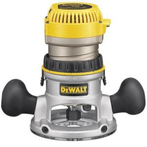 DEWALT(デウォルト) DW618K 2-1/4 HP エレクトロニック 可変スピード Fixed Base ルーター with So Startキ｜importdiy