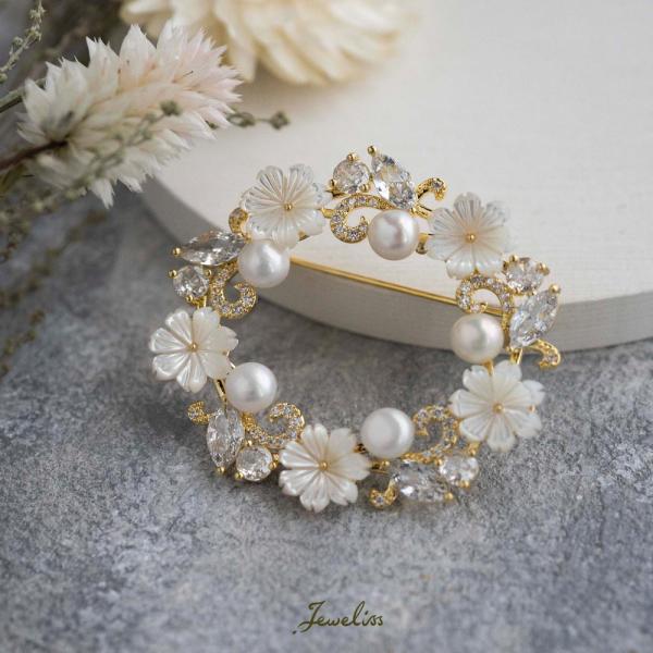 Jeweliss ブローチ ラコヴィナ Racovina 花 パール マザーオブパール ゴールド ジ...