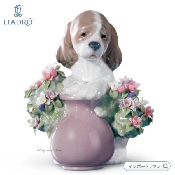 リヤドロ　お花が大好き  01006574　LLADRO 犬 □