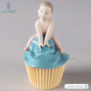 LLADRO（リヤドロ） 並行輸入品 ペルシャ猫とおもちゃ 09688 25×26