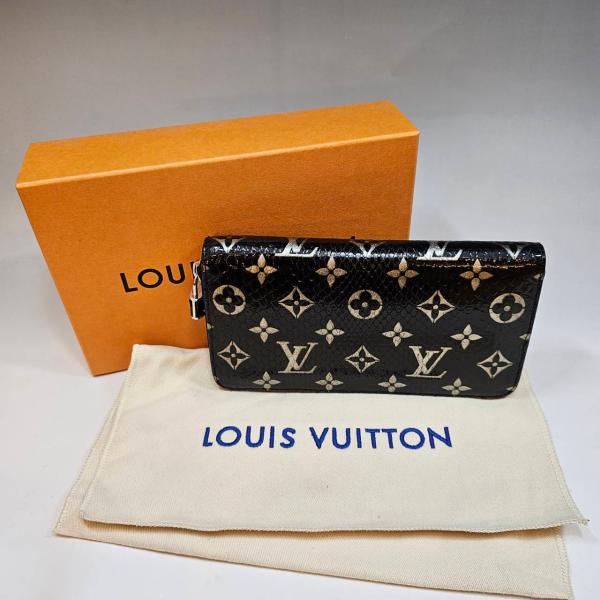 LOUIS VUITTON ルイヴィトン モノグラム パイソン ジッピーウォレット N96955【A...