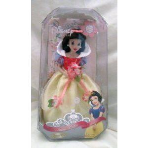 Brass Key Porcelain Snow White (白雪姫) Spring Bouque...