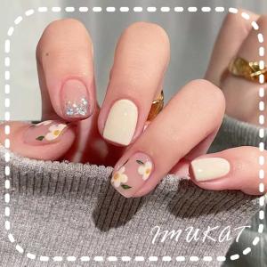 ネイルチップ 春夏 ホワイト 2色 花 透明 短い 短ネイル ショート ピンク 送料無料 付け爪 つけ爪 貼るネイル ウエディング 結婚式 披露宴 成人式 接着剤 研磨紙 Nk043 Imukat 通販 Yahoo ショッピング
