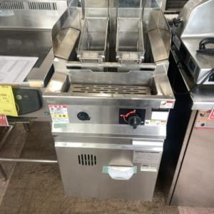 業務用/マルゼン ゆで麺機 角槽型ゆで麺機 涼厨 MRY-C04 幅450×奥行600