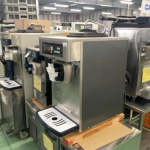 【業界最長1年保証】ソフトシェークサーバー 日...の詳細画像1