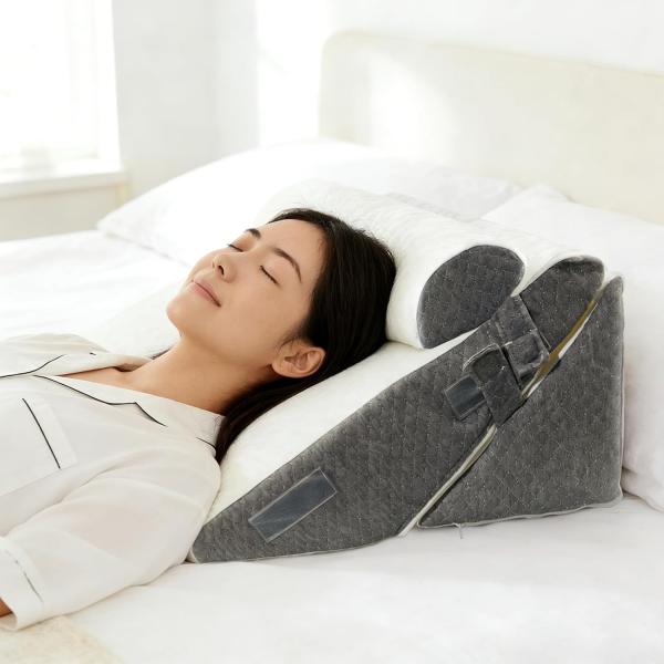 三角クッション 三角枕 背もたれ クッション 逆流性食道炎 枕 高さ調節可能 折りたたみ式 傾斜枕 ...
