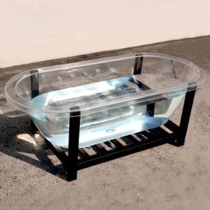 透明バスタブ 置き型 浴槽 展示 ディスプレイ おしゃれ