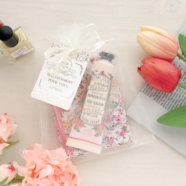 ハンドクリーム＆リバティハンカチギフト LIBERTY オーガンジー巾着 プチギフト