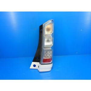 ホンダ 純正 N-BOX 《 JF1 》 左テールランプ P21600-22008382 : NGP