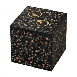 まえじゅう漆器 うさぎ唐草 6.5 三段重 黒内朱 8R-314