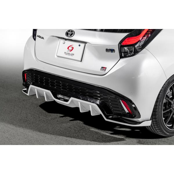 SilkBlaze/アクア MXPK11-AHXVB　2022.11-　GR SPORT専用　リアデ...