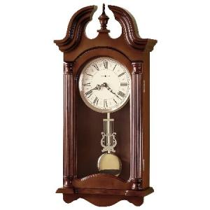 Howard Miller Everett Wall Clock 625-253 - Windsor Cherry Finish, Vintage Home Decor, Polished Brass Finished Pendulum, Quartz Triple-Chime Movement,｜inter-trade