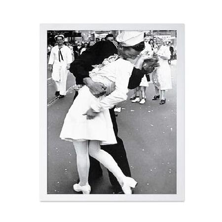【並行輸入品】 Monem Art Times Square Poster - V-J Day Ki...