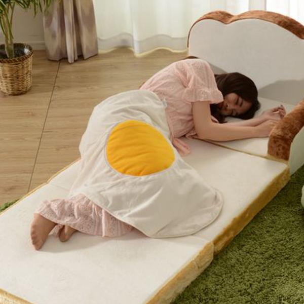 ブランケット 目玉焼き 中綿入り ひざ掛け S （ もうふ ひざ掛け 膝掛け ひざかけ ）