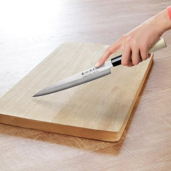 刺身包丁 21cm 濃州正宗 日本製 ステンレス 白木柄 （ 刺身 包丁 柳刃包丁 和包丁 さしみ包...