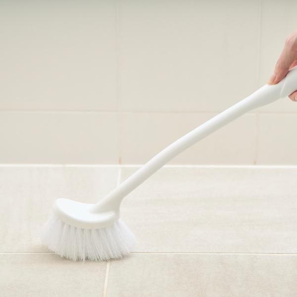 バスブラシ 先割れ加工ブラシ （ お風呂掃除 バス ブラシ 柄付き 長さ49cm ）