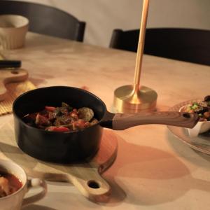 Le Creuset（ル・クルーゼ） 公式 鍋 IH IH対応 片手鍋 ｜ EOS ソース