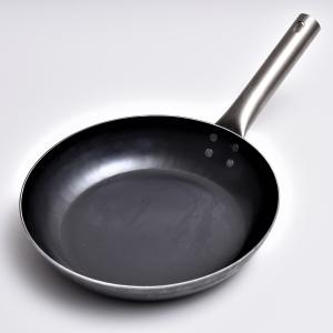 鉄フライパン 28cm チタン柄 HANAKO 打出し 2.3mm 日本製 （ IH対応