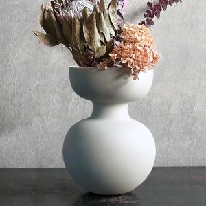 花瓶 ヴァレンテ コスティ フラワーベース アイアン （ 花ビン 花びん ベース フラワー 花 飾る 花入れ アイアン製 ）｜interior-palette