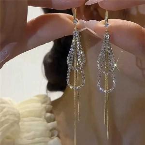 女性のための高級ジルコニアイヤリング ペンダントイヤリング ファッション 宴会のアクセサリー 誕生日プレゼント｜interiorshop