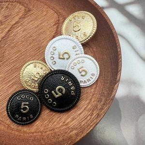 衣類 ゴールド ブラック ホワイト 5個 DIY 縫製アクセサリー 装飾 高級ブランドデザイン用の丸い金属ボタン｜interiorshop