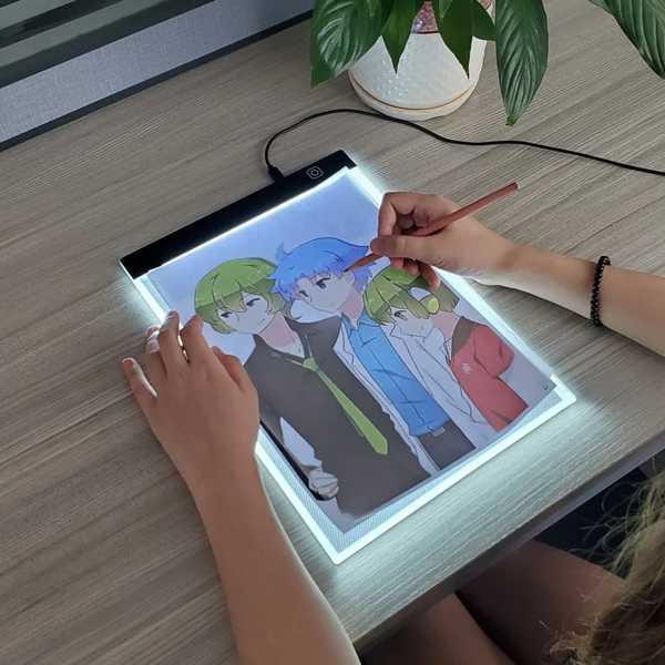 子供のための調光可能なLED描画パッド 4レベルの絵画玩具