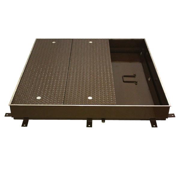 カネソウ マシンハッチ W-14EC-600×1200 密閉形（防水・防臭形） 縞鋼板蓋 ハンドル付