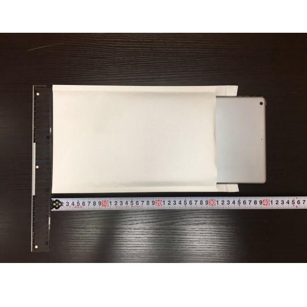 白無地 クッション封筒 110g ＃１＋ シール付き 204×305mm 300枚