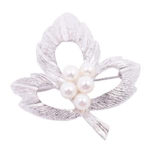 MIKIMOTO（ミキモト） 紅葉モチーフ リーフ ブローチ シルバー/パール5