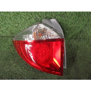 ラクティス DBA-NCP125 左テールランプ G 4WD 1NZ-FE CVT 070  コイト...
