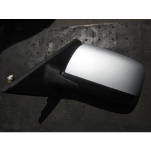 セレナ C26 左ドアミラー　左サイドミラー 銀 96302-1VA1A