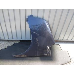 ノア ZRR70G 左フェンダー ムラサキ系　９AF　 53802-28170　個人宅への配送不可商...