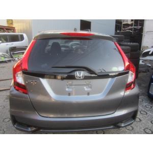 フィット　GK3　リアゲート　バックドア　NH880M  68100-TAR-N10ZZ　個人宅配送...