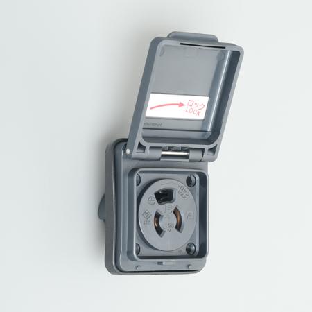 アメリカン電機 7117GZW-BK 抜止形 防水形機器用アウトレット 黒