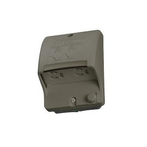 東芝ライテック DC1392E(T) アースターミナル付 接地防水ダブルコンセント（露出ボックス対応...