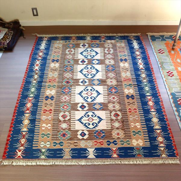 細かな織りの手織りキリム コンヤ 176x141cm エリベリンデのモチーフ