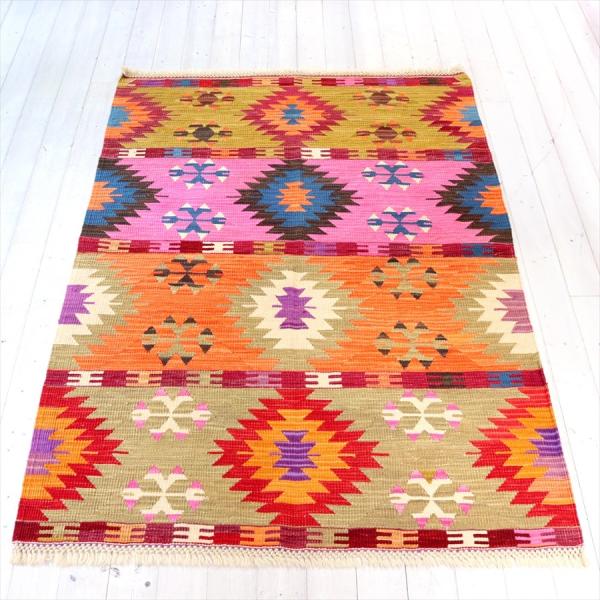 色にこだわるワンランク上のカイセリキリム セッヂャーデ 184x133cm イーブルアイと狼の足跡