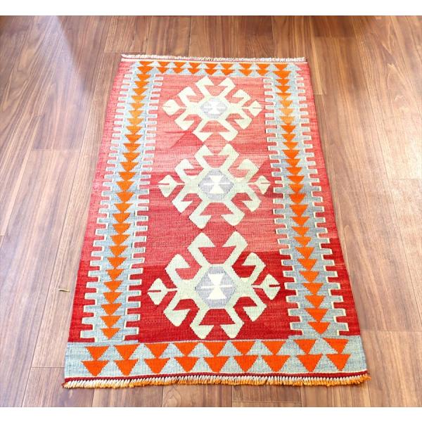 オールドキリム アフィヨン 123x67cm 3つのサソリ 明るいレッド