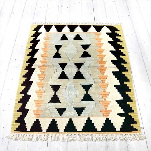 やわらかな織りのカイセリ産キリム　チェイレキ 114x79cm 雄羊の角