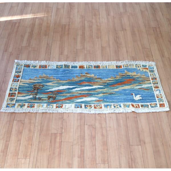 ギャッベスマックキリム 遊牧民の織る風景のラグ48x120cm山麓と草原と湖