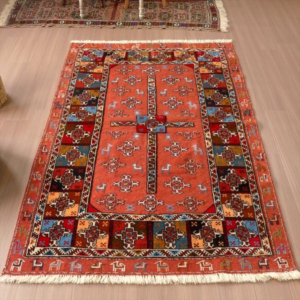 グチャンキリム レッド 205x131cm ヤギとメダリオン 平織り&amp;パイル織り