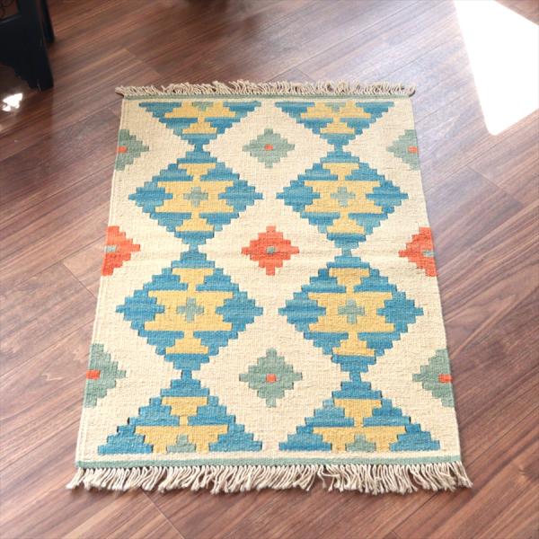 カシュカイキリム シラーズ産 89x59cm イランの手織りラグ