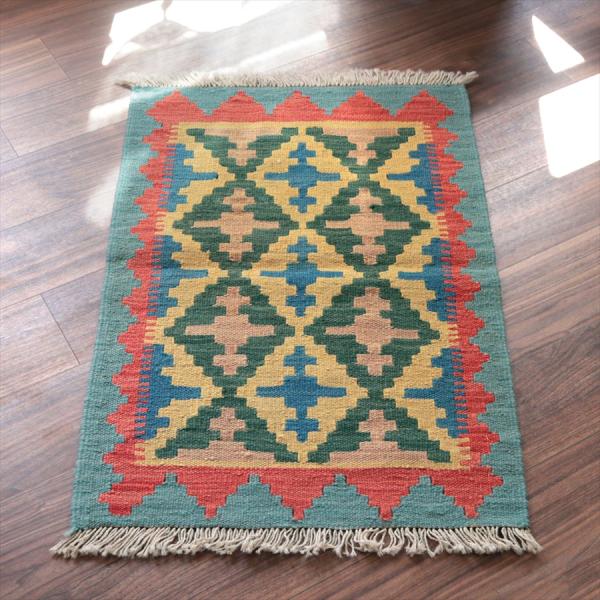 カシュカイキリム シラーズ産 88x58cm イランの手織りラグ