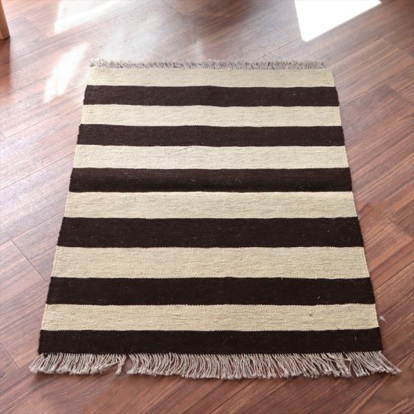 カシュカイキリム シラーズ産 93x69cm イランの手織りラグ