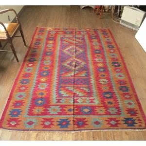 オールドキリム シャルキョイ/カリヨラ 246x177cm ワインレッドとネイビーのコンビネーション